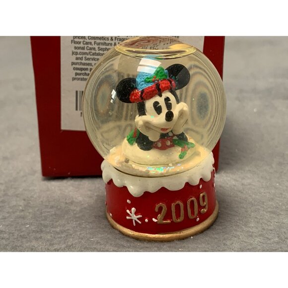 Disney Mickey Mouse 2009 Snow Globe Christmas Decoration with Glitter & Red Base - Picture 2 of 7